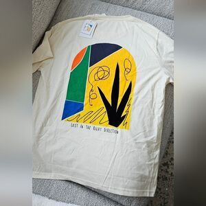 Nwt mens tshirt